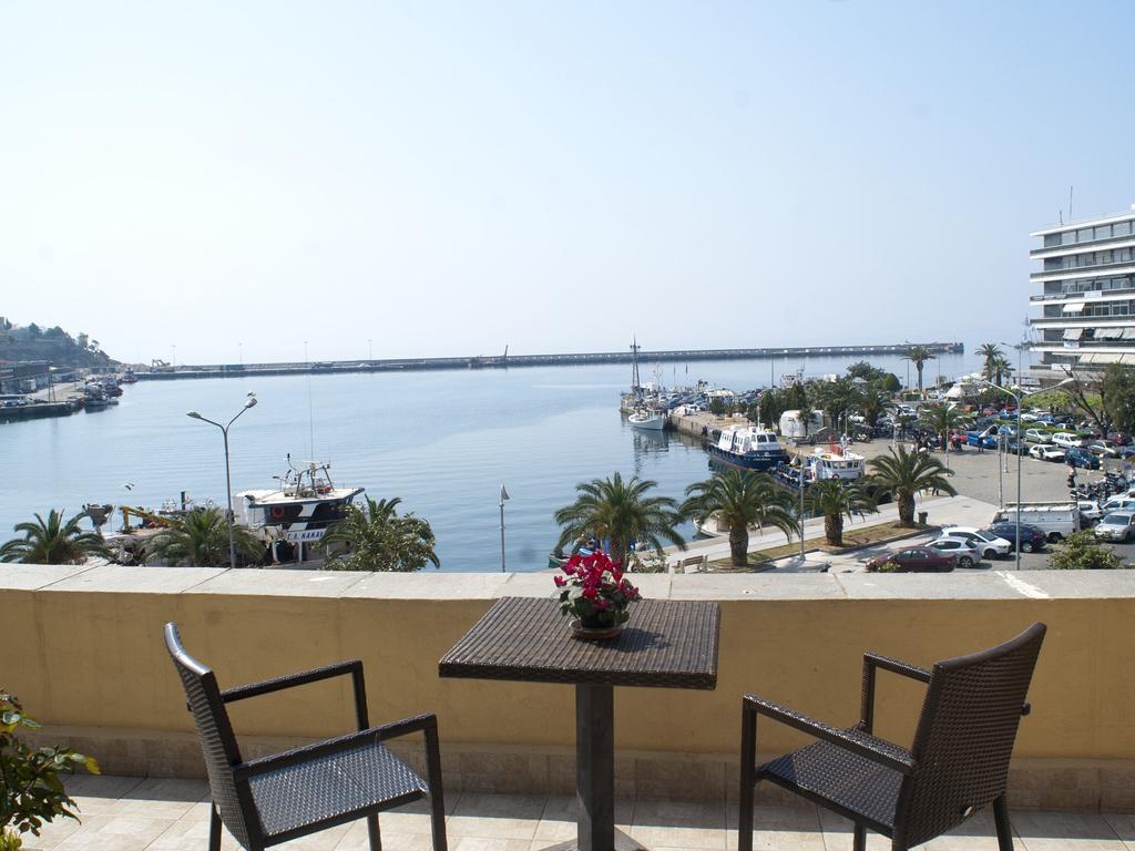Hotel Acropolis Kavála ภายนอก รูปภาพ